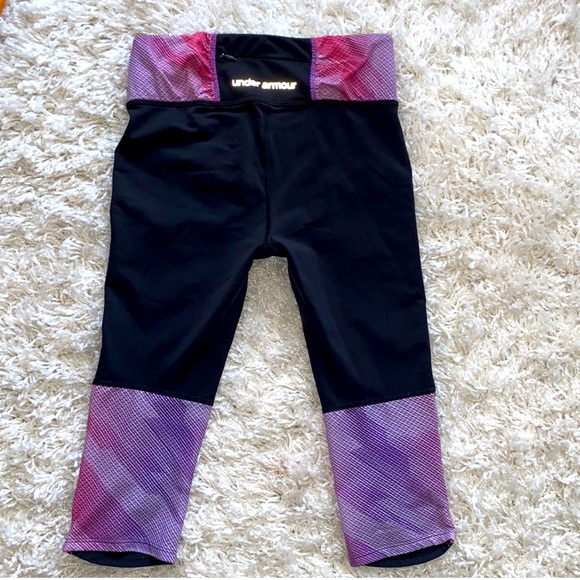 Under Armour Compression Capri - Picture 2 of 6